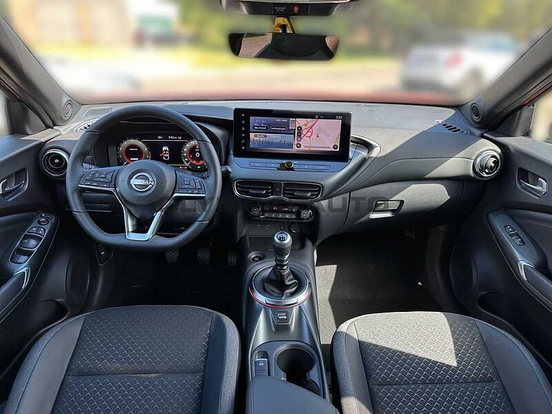 Nissan Juke 1.0 DIG-T N-Connecta   KAMERA SHZG NAVI LED