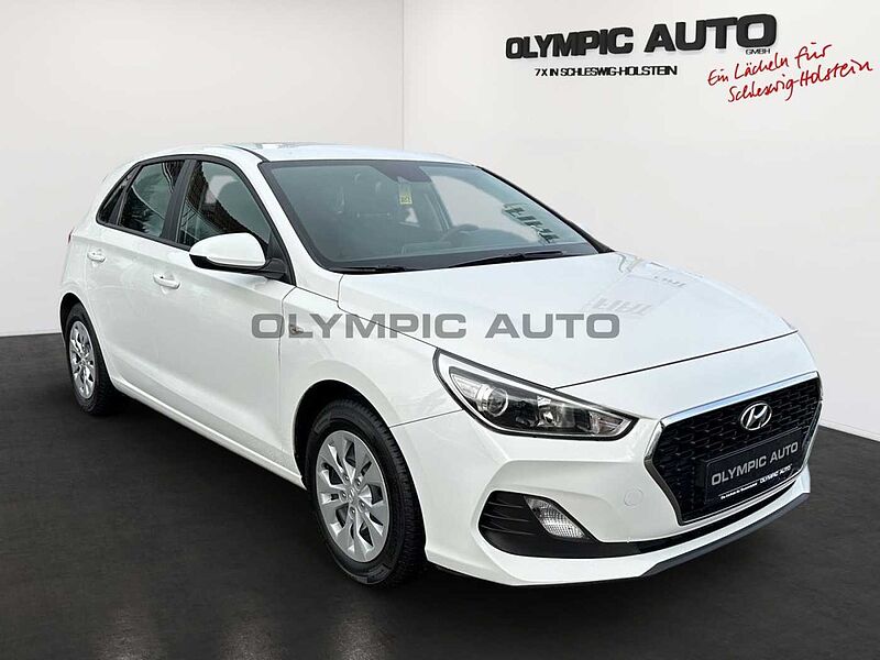 Hyundai i30 1.4 Pure KLIMAANLAGE SPURHALTE 8FACH-BEREIEFT